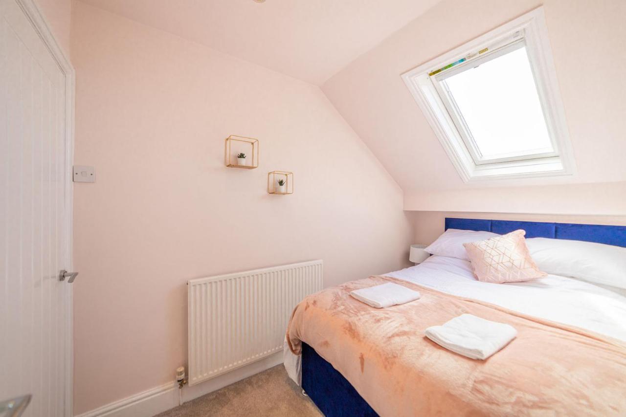 Charles Alexander Short Stay - Highcliffe Apartments Cleveleys Kültér fotó
