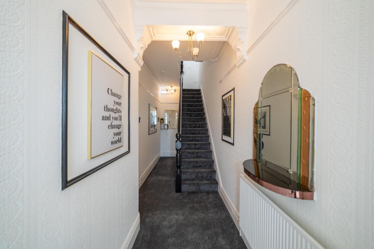 Charles Alexander Short Stay - Highcliffe Apartments Cleveleys Kültér fotó